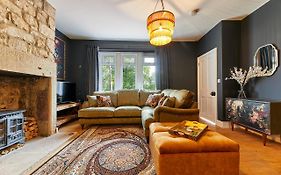 Host & Stay - Percy Cottage